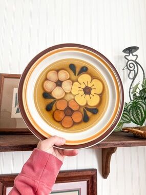 Vintage Retro Floral Stoneware Plate in Brown, Mustard & Orange